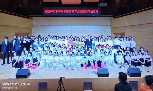 f4f3c4bcb17d51bf28dddb3e32e6494